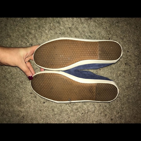 Vans - Picture 6 of 7